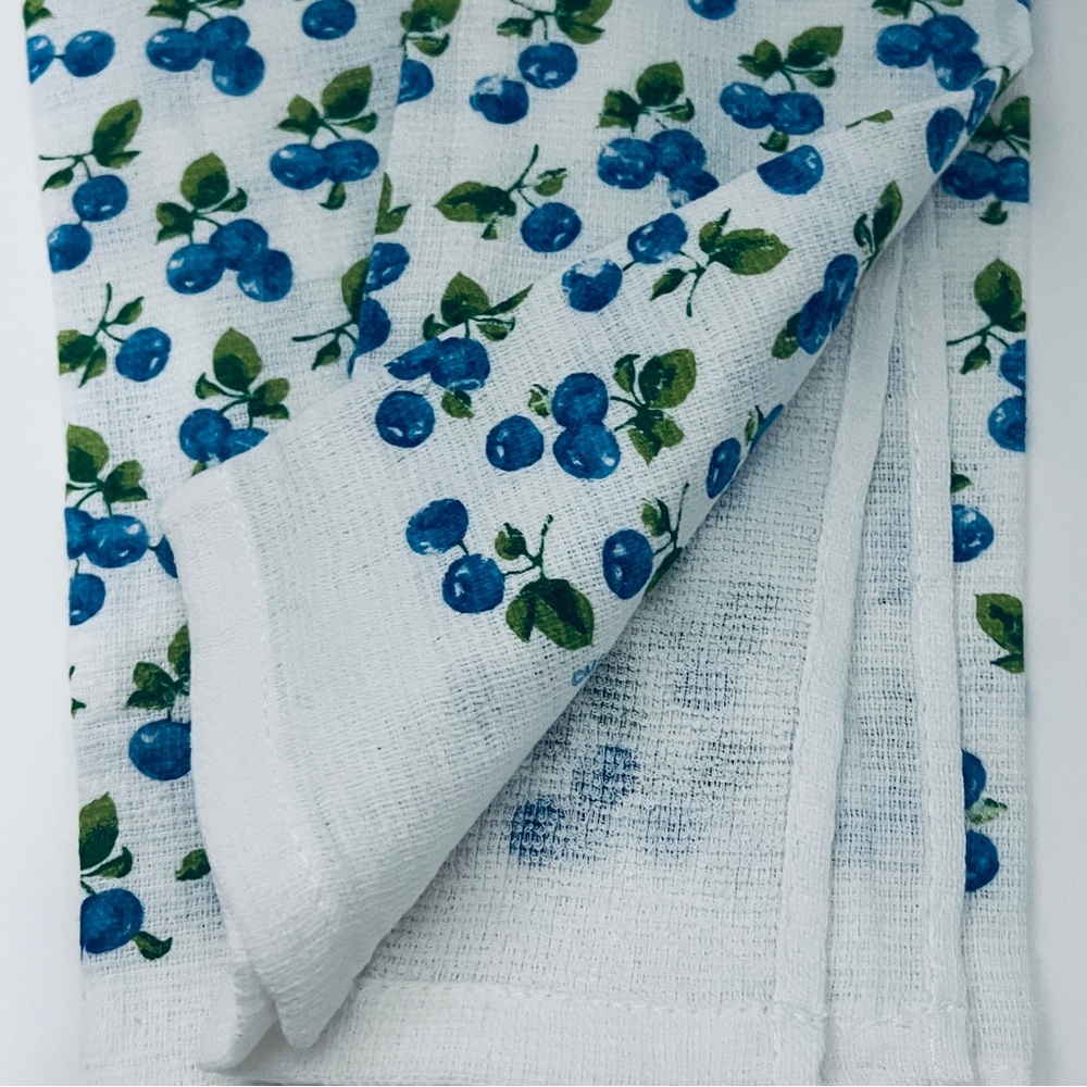 Farmhouse Blueberry Kitchen
Towels & Dish Rag Set - Picture 3 of 3